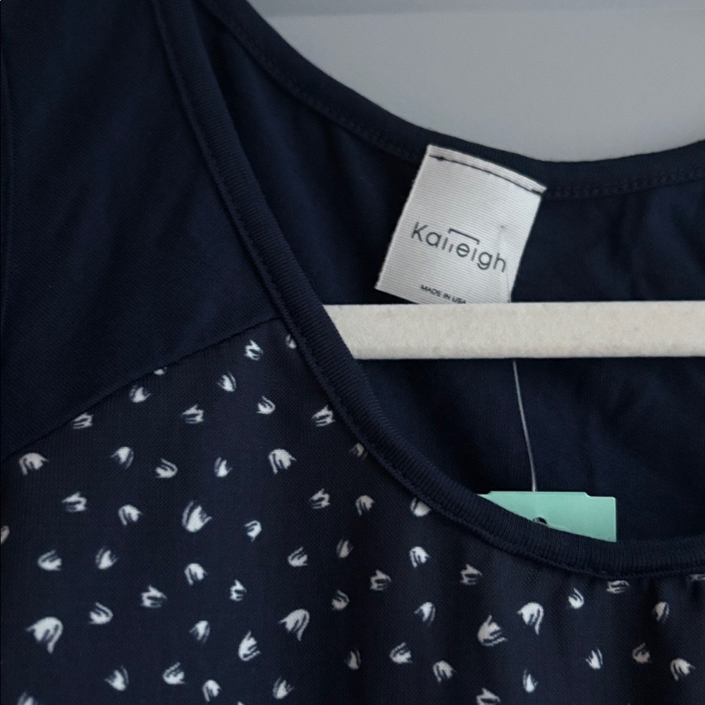 Navy Patterned Tank Top - Picture 2 of 5